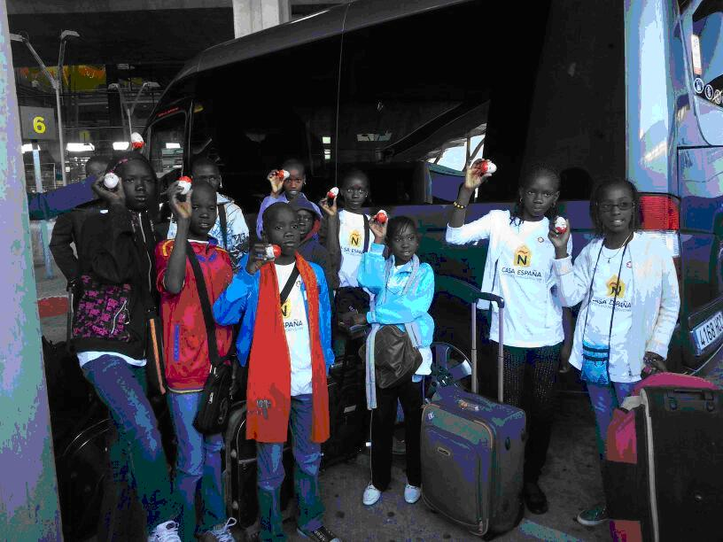 gira solidaria 2013 - 1 de junio - llegada en el aeropuerto