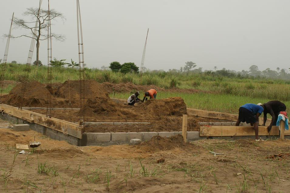 deporte y desarrollo - obras de construcción del centro de Grand-Bassam 038